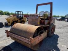 Case W602BD Smooth Drum Roller