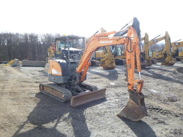 Doosan DX35Z Excavator  (QEA 4109)