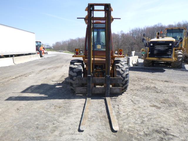 Case 586E Forklift (QEA 4144)