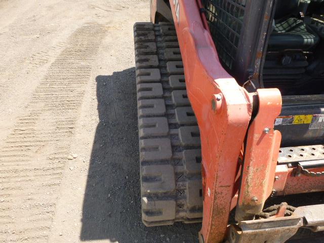 17 Kubota SVL95-2S Skid Loader (QEA 5891)