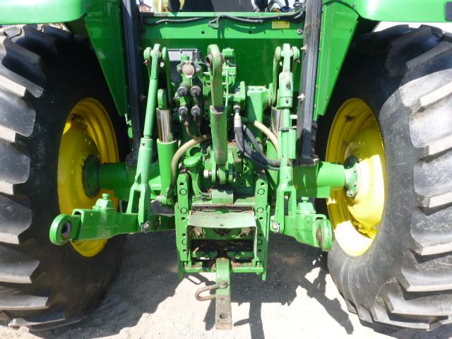 04 John Deere 6415 Tractor (QEA 4436)