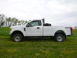 17 Ford F350 Truck^TITLE^ (QEA 4442)