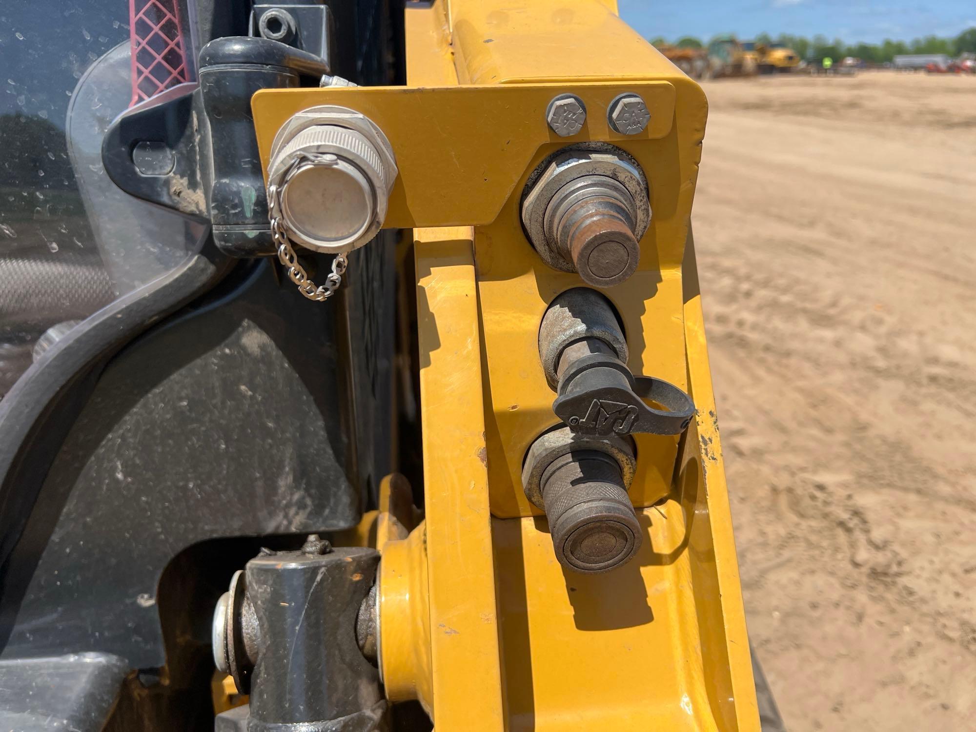 2022 CATERPILLAR 239D3 SKID STEER