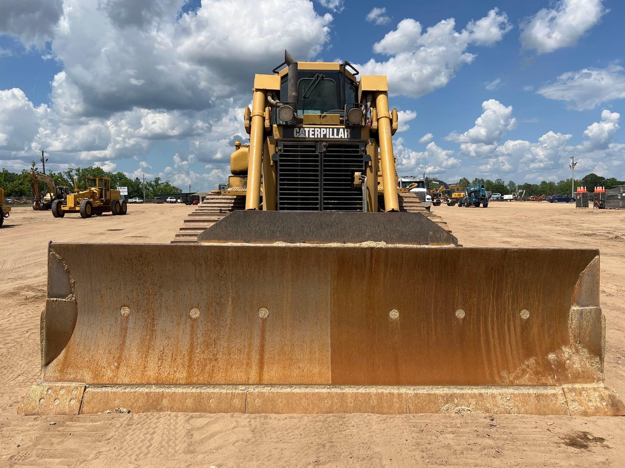 2004 CATERPILLAR D6R LGP HI-TRACK CRAWLER DOZER