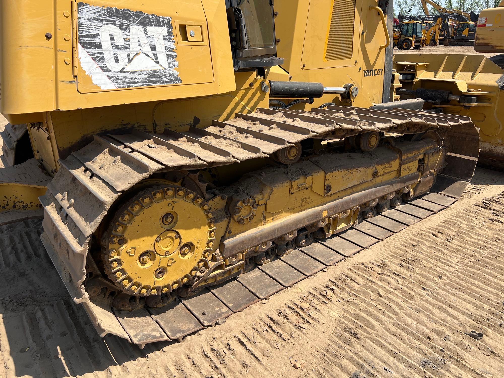 2015 CATERPILLAR D6K2 LGP CRAWLER DOZER