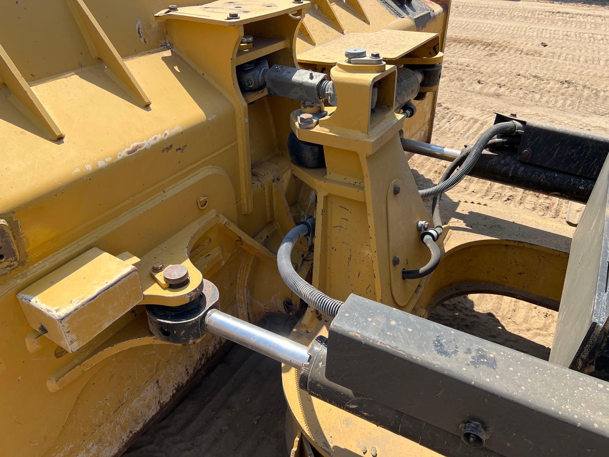 2015 CATERPILLAR D6K2 LGP CRAWLER DOZER