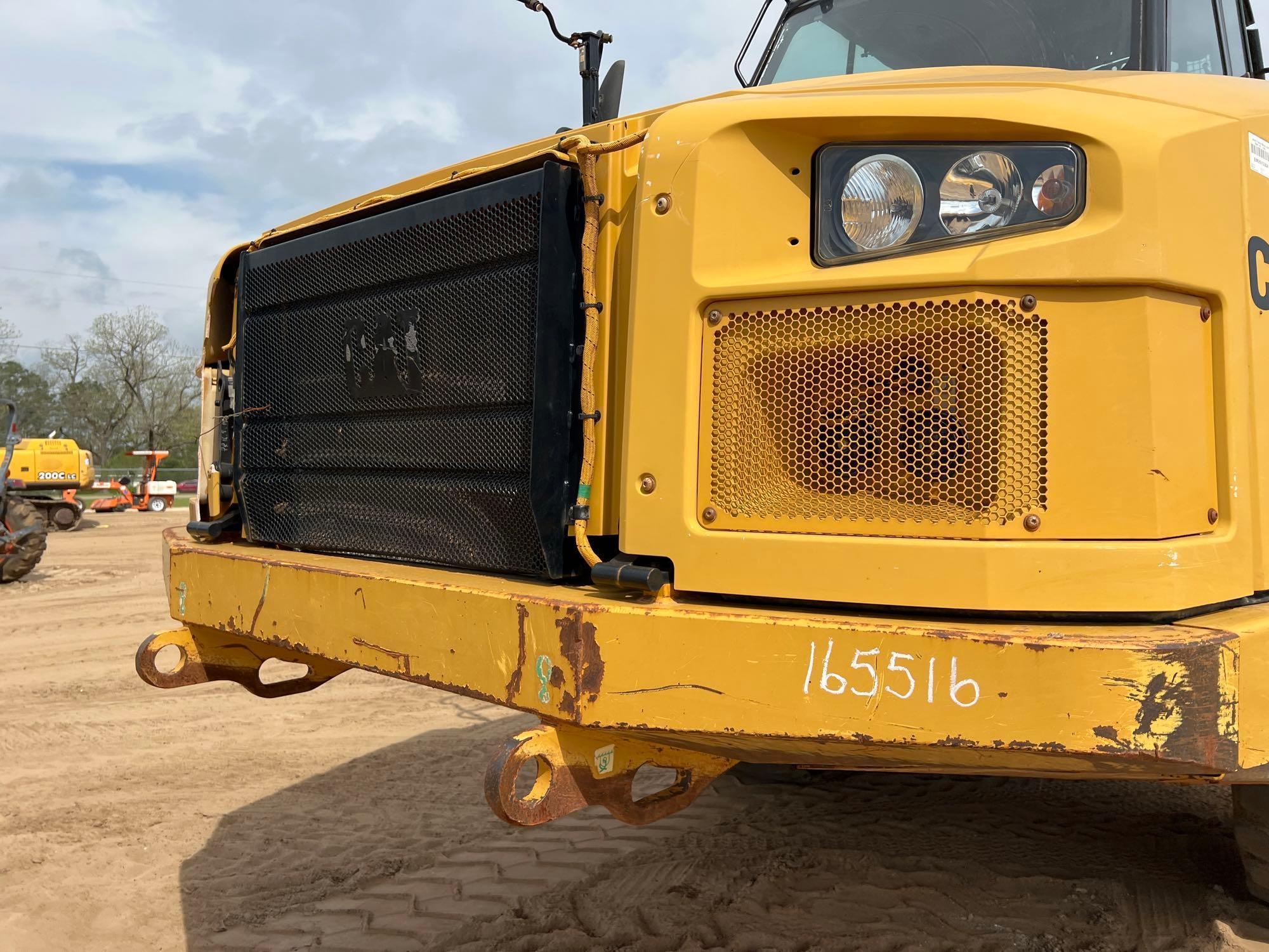 2015 CATERPILLAR 725C 6X6 OFF ROAD DUMP TRUCK