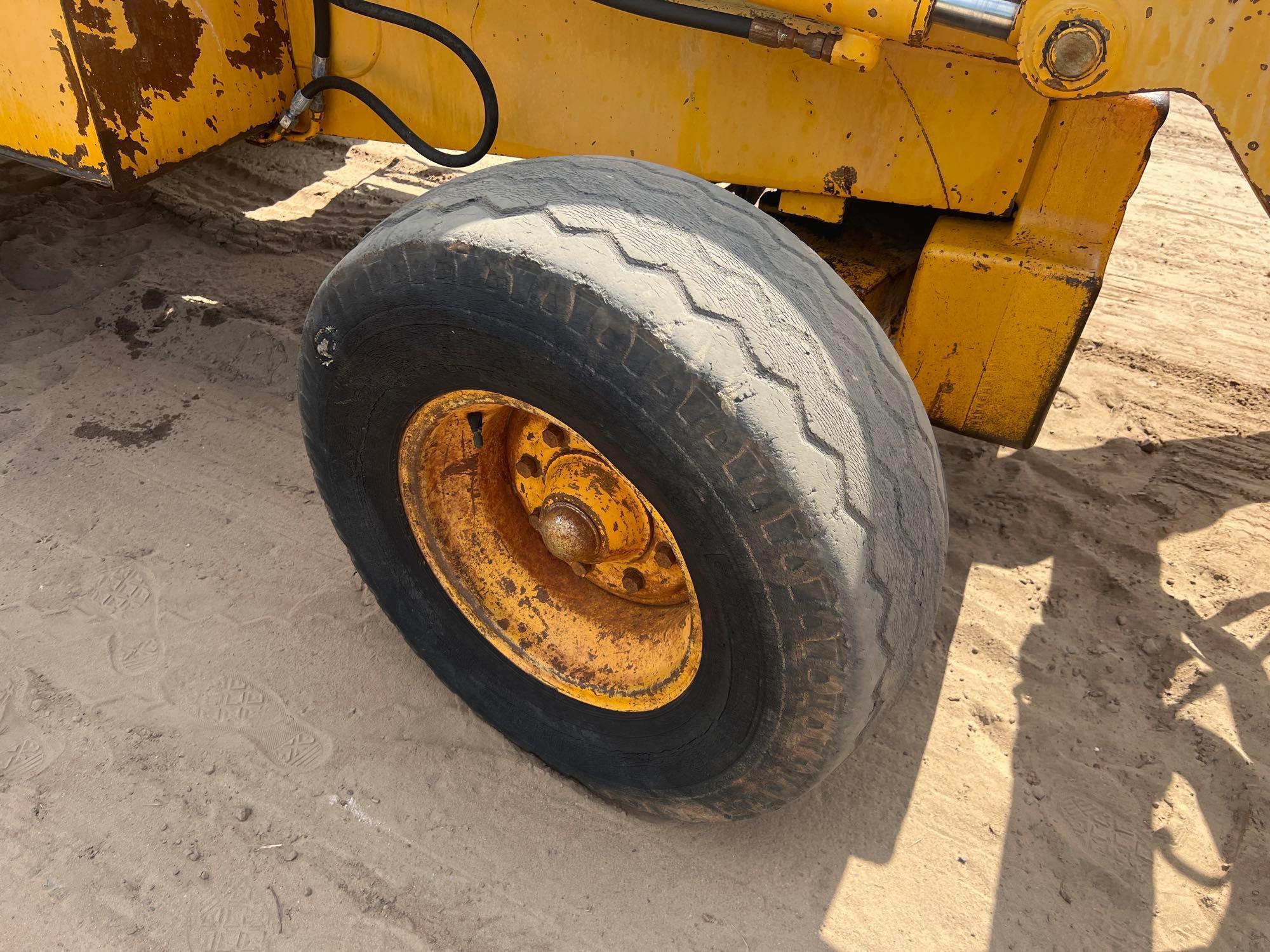 JOHN DEERE 310C BACKHOE