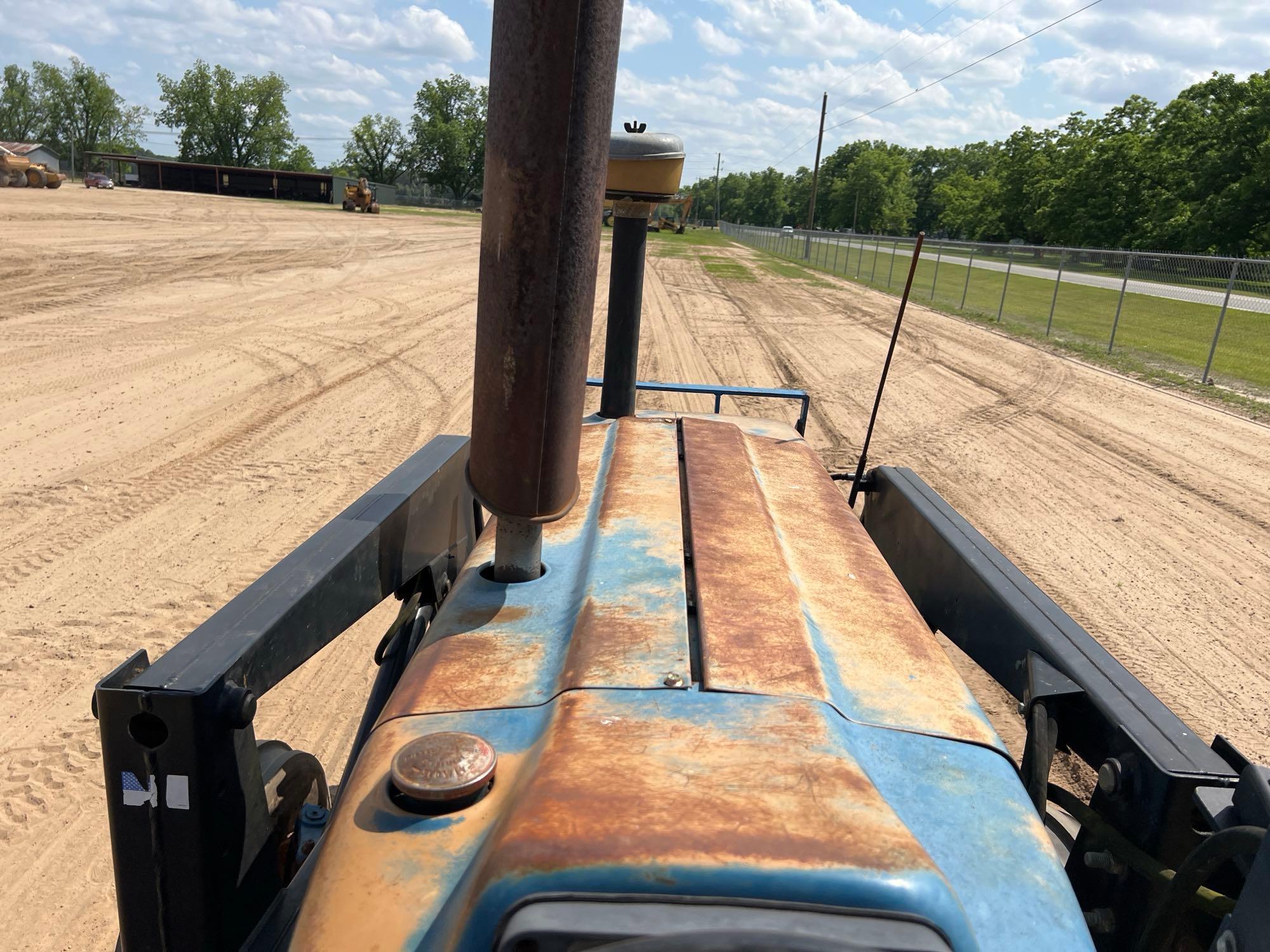 FORD 5900 TRACTOR