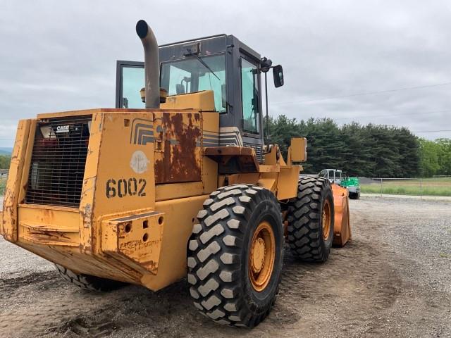 Case 721 B Wheel Loader