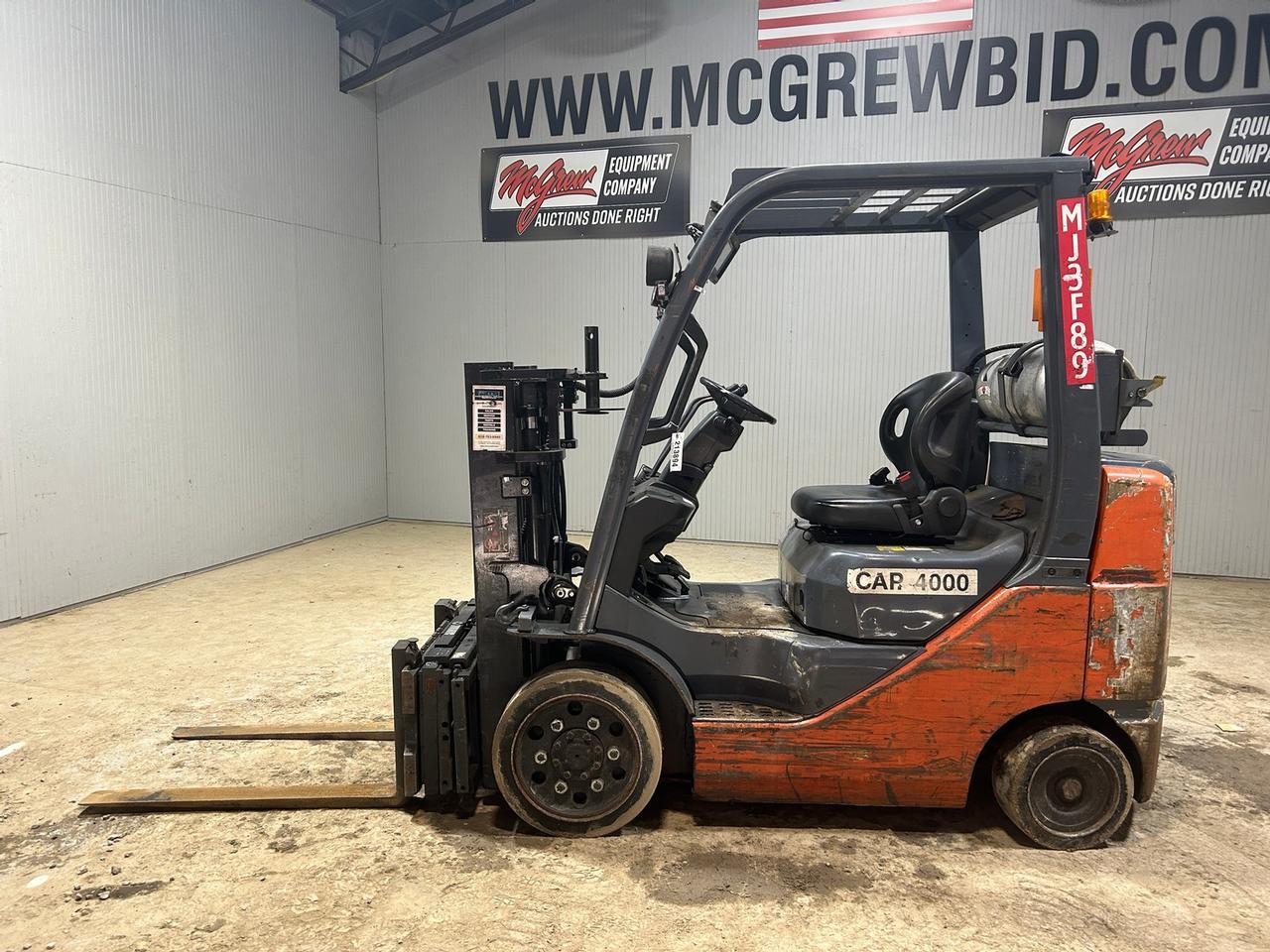 2011 Toyota 8FGCU25 Forklift