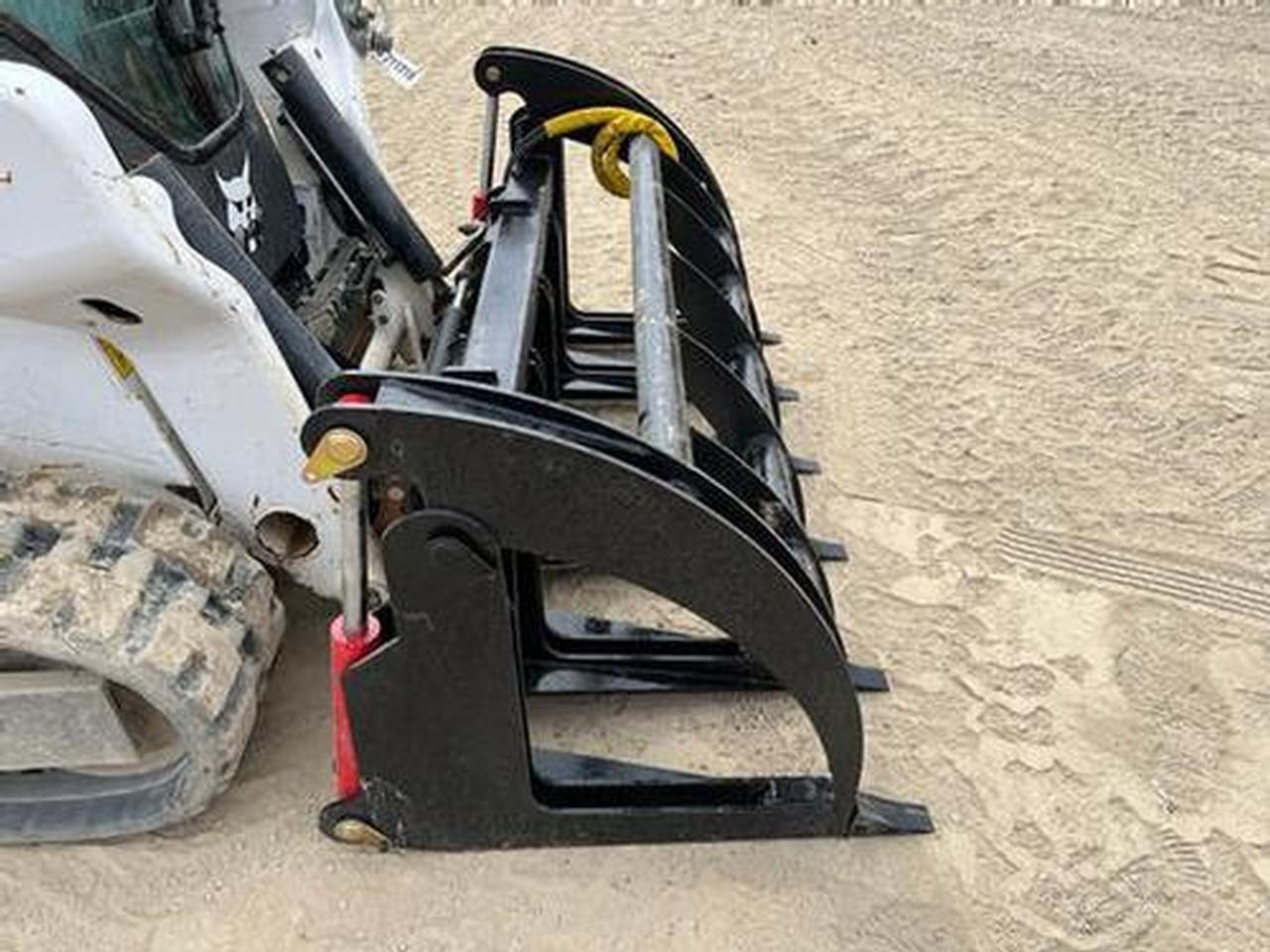 Wildcat 68" Heavy Duty Skid Steer Stacking Rake Grapple