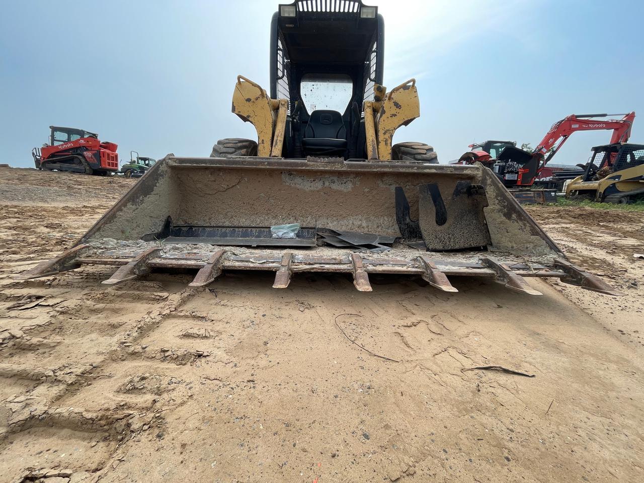 John Deere 250 Skid Steer Loader