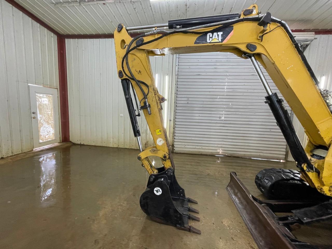 2015 Caterpillar 305E2 CR Mini Excavator