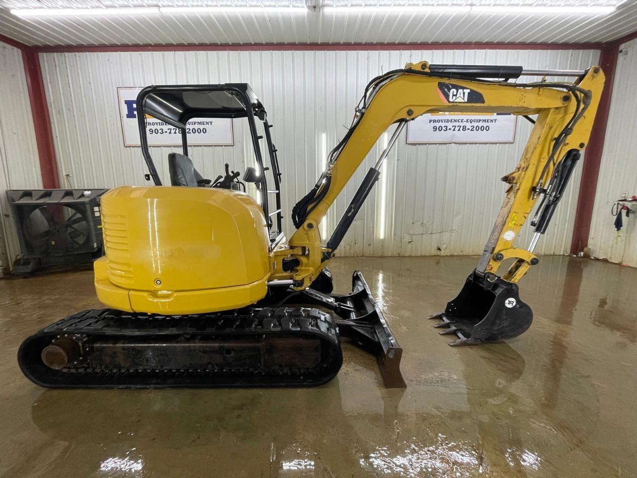 2015 Caterpillar 305E2 CR Mini Excavator