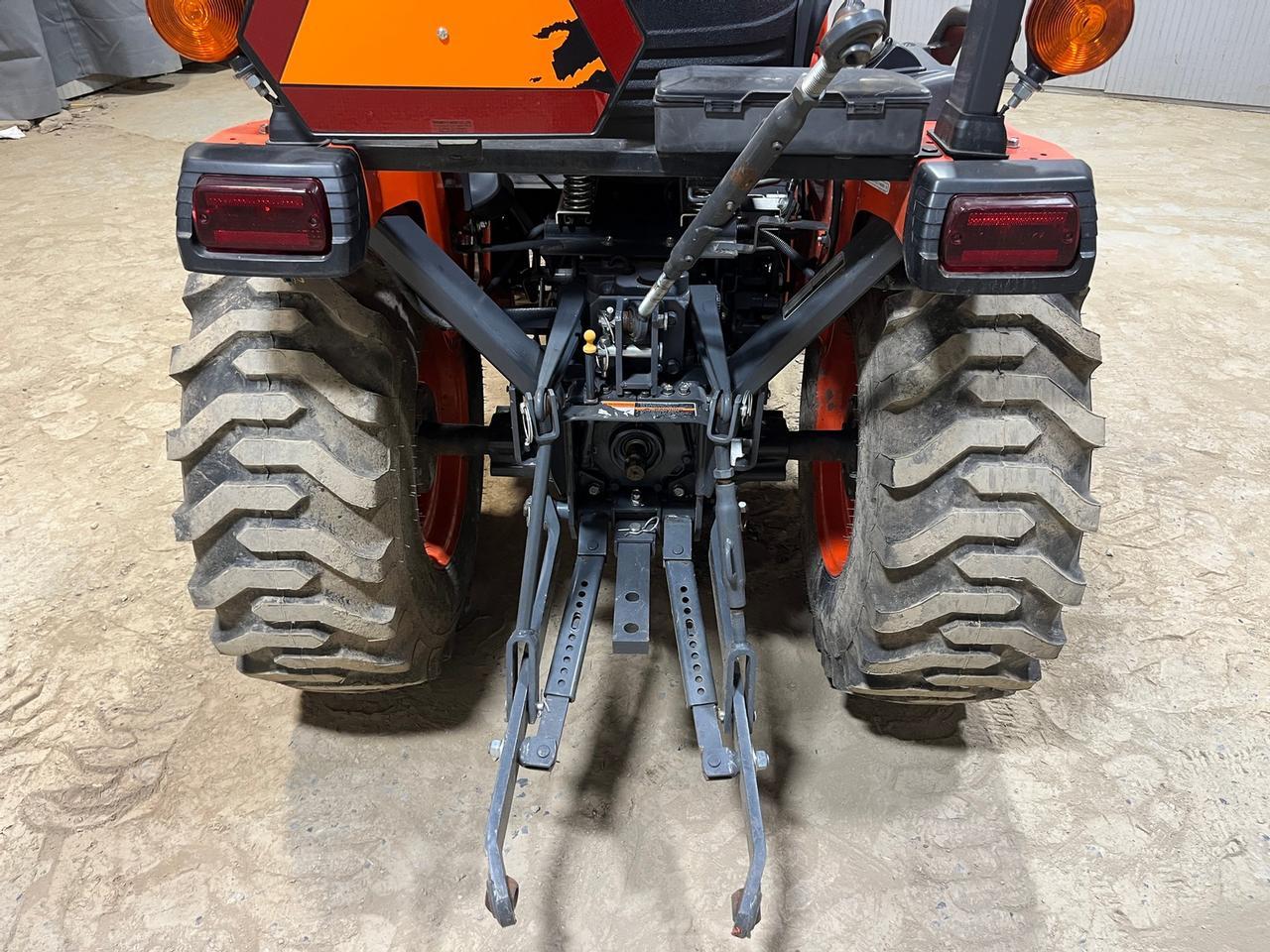 2019 Kubota B2601 Tractor with Loader