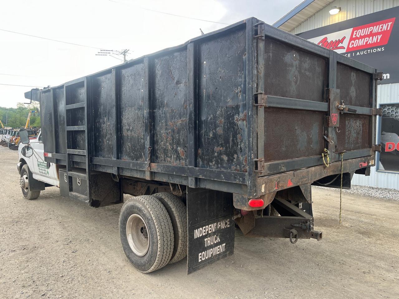 1997 Ford Super Duty Dump Truck