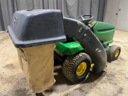 John Deere LT150 Lawn Tractor