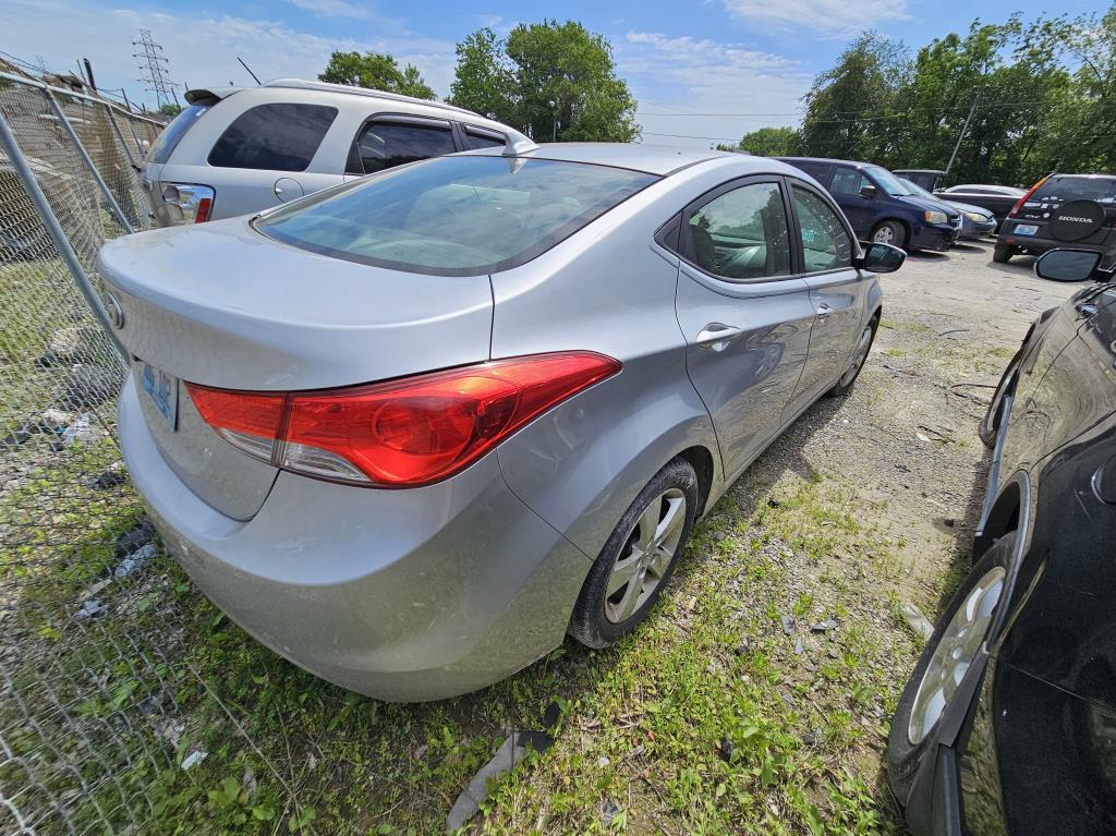 2013 Hyundai Elantra Tow# 14799