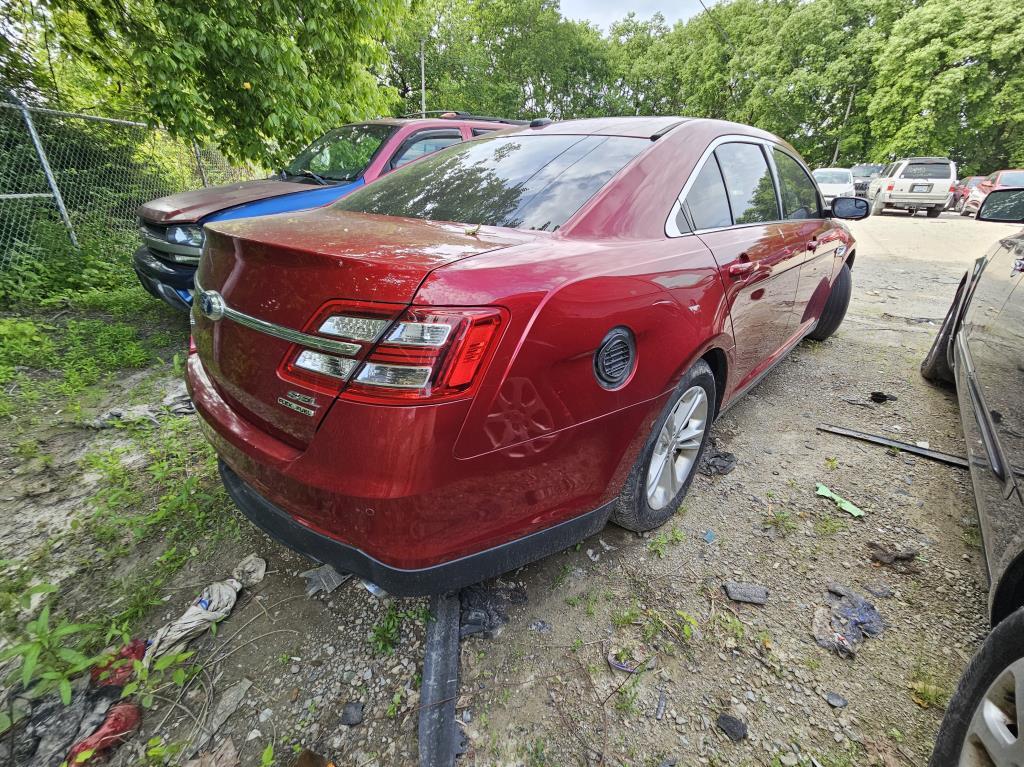 2015 Ford Taurus Tow# 14652