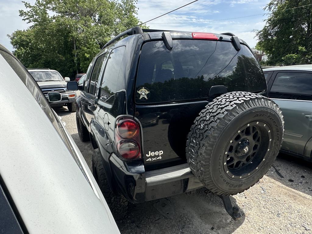 2004 Jeep Liberty Tow# 14140