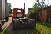 1997 VOLVO DAY CAB SPOT TRUCK