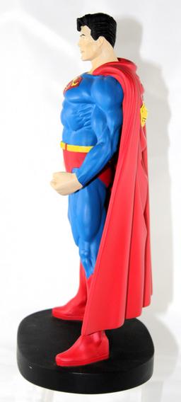 WARNER BROTHERS STUDIO  STORE SUPERMAN