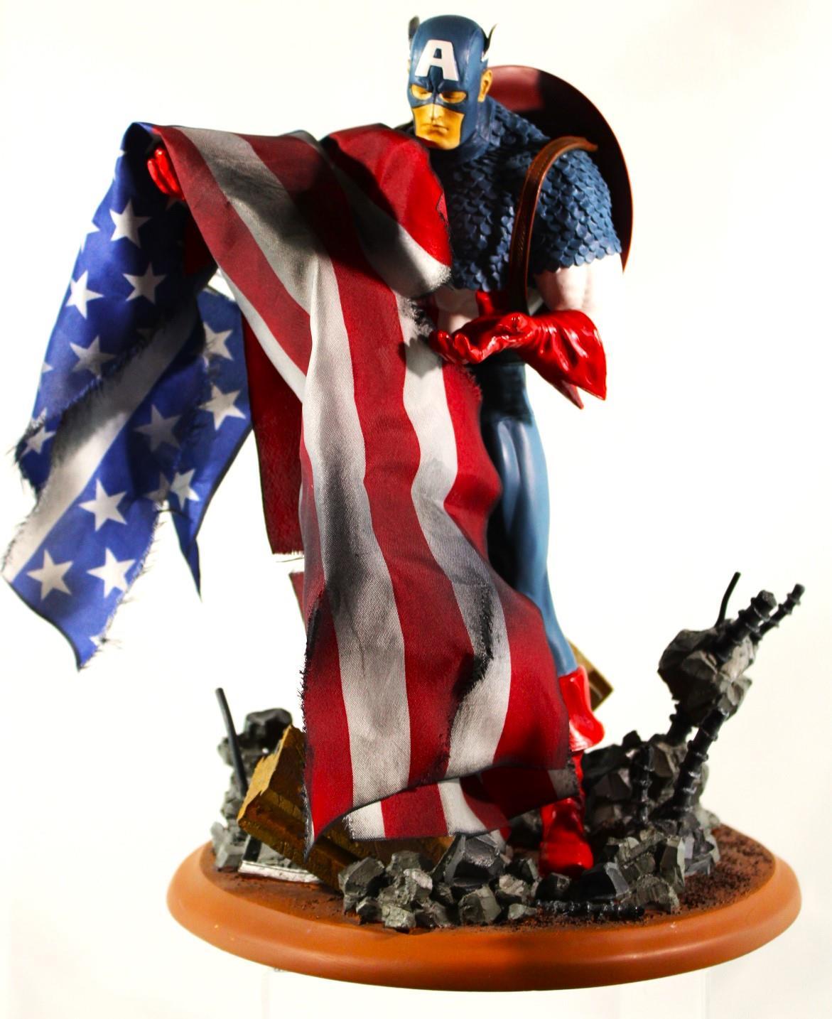 MARVEL MILESTONES CAPTAIN AMERICA STATUE