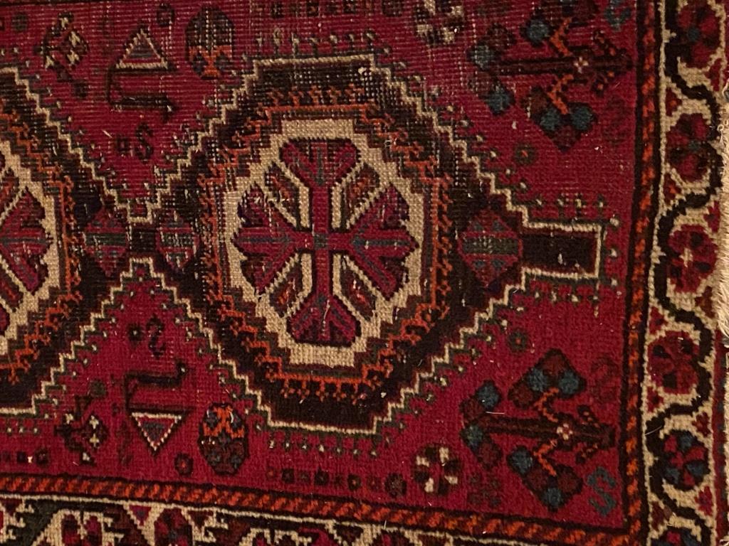 PRAYER RUG IN REDS