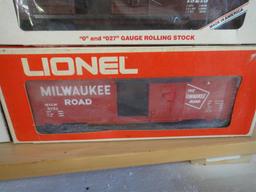 6 LIONEL ROLLING STOCK