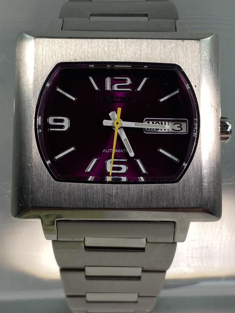 ABSOLUTELY COOL!! SEIKO AUTOMATIC WITH PURPLE FACE