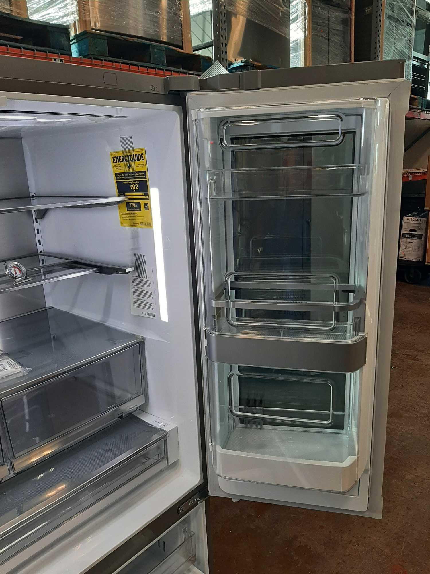 LG 30 cu. ft. Smart InstaView Refrigerator*UNUSED*COLD*