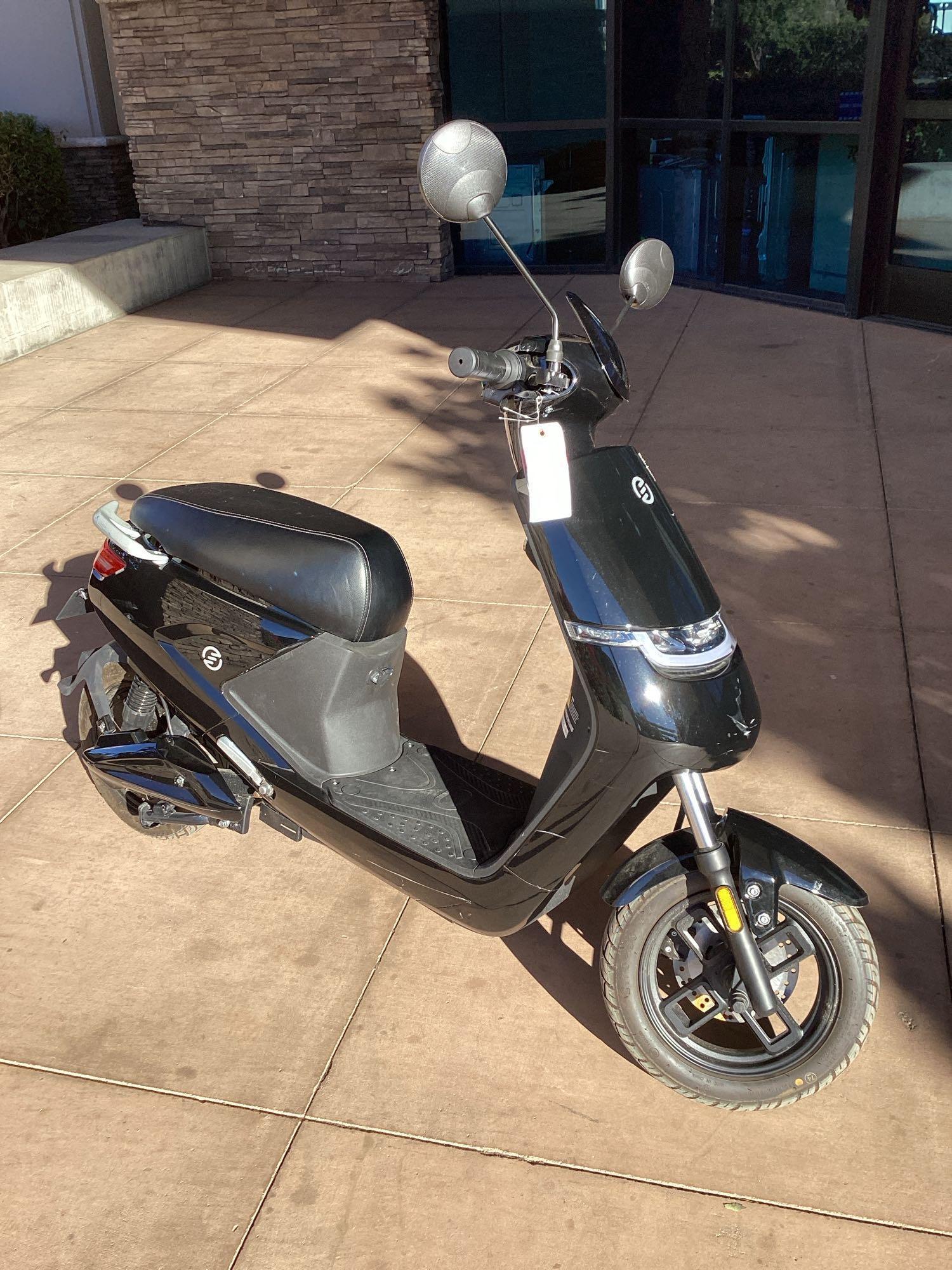 SWFT Maxx Electric Moped