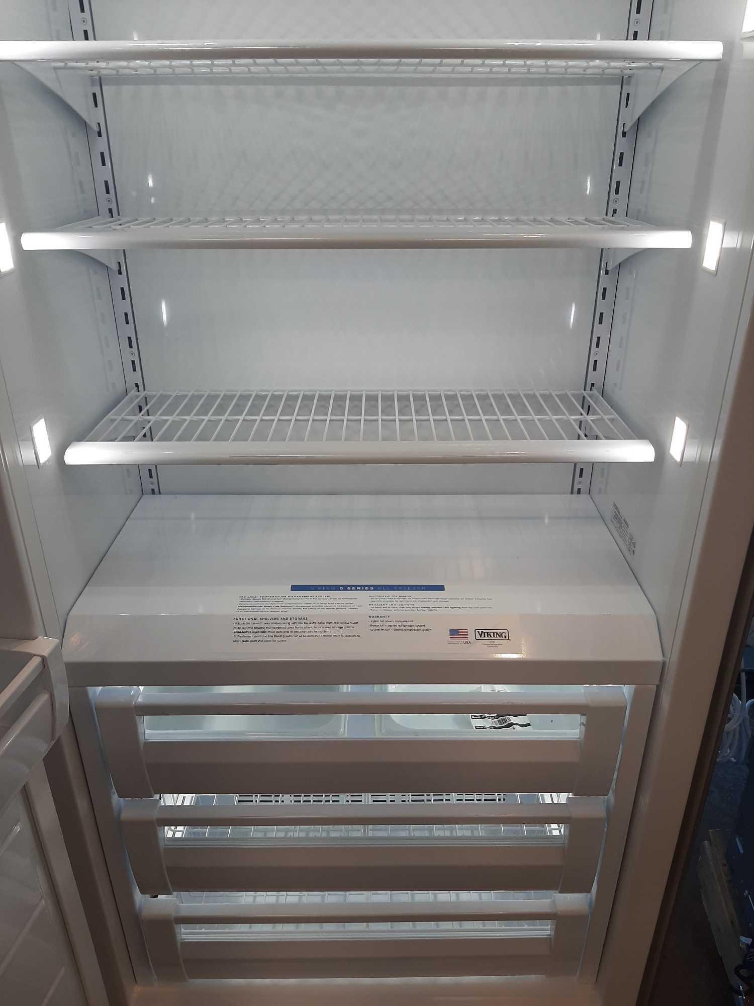 Viking Professional 5 Series Quiet Cool 19.2 Cu. Ft. Upright Freezer*COLD*PREVIOUSLY INSTALLED*