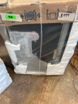 BOSCH 300 Series 24 in. Dishwasher*IN BOX*