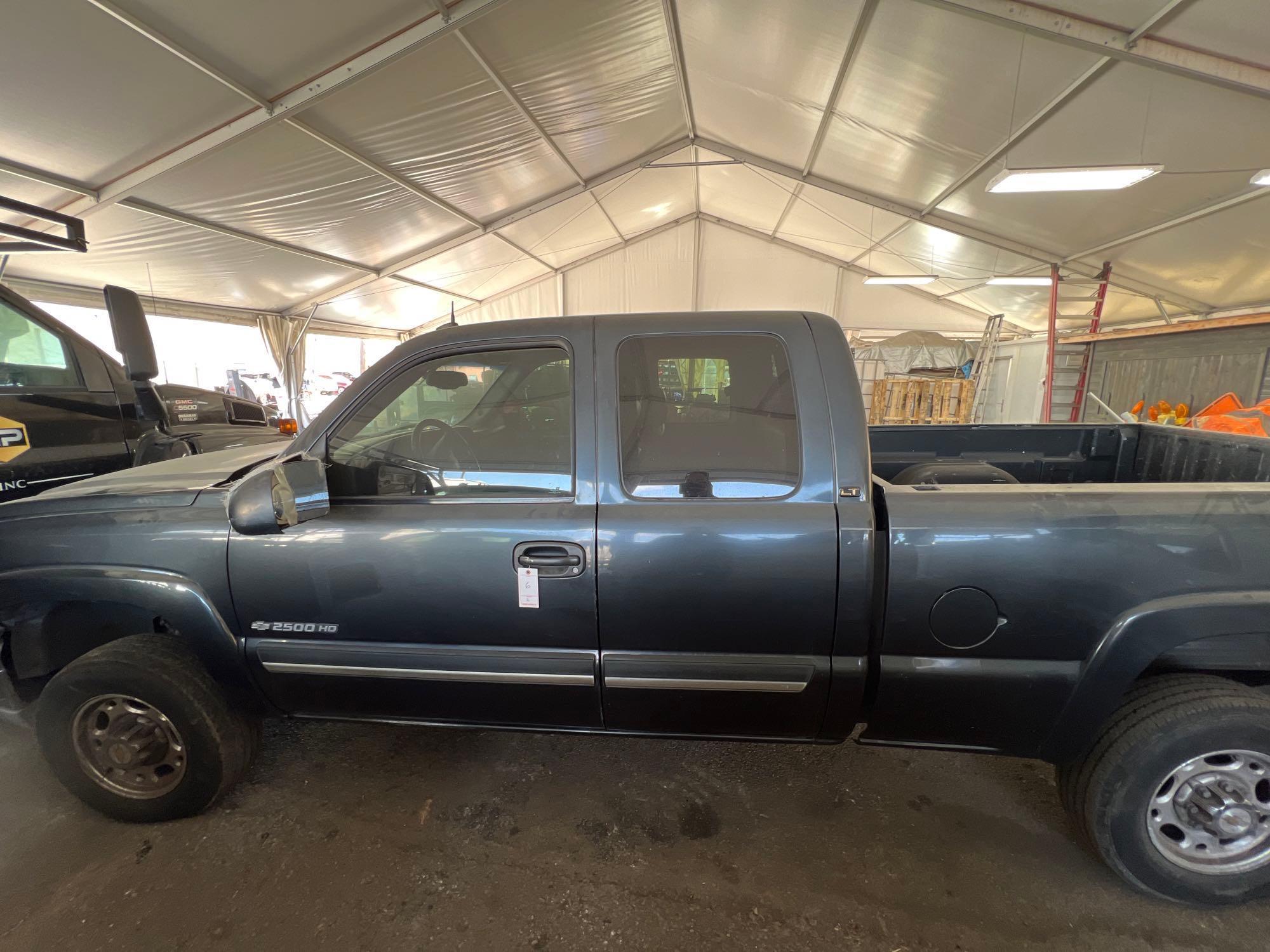 2003 Chevrolet Silverado Pickup Truck *DEALER/EXPORT ONLY*