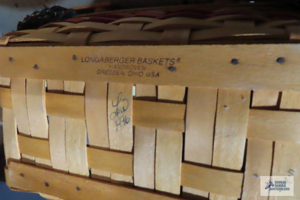 Longaberger 1996 Christmas basket