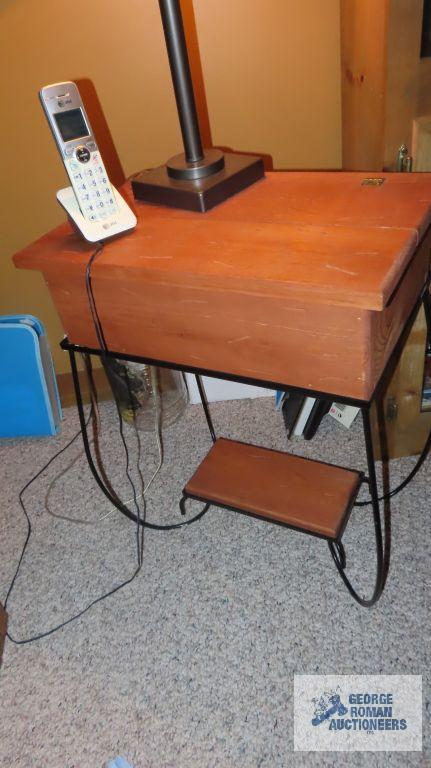 Metal and wood end table