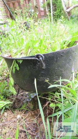 Cast iron cauldron