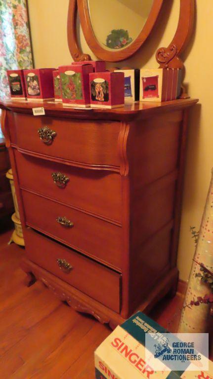 Vintage oak chest of drawers with swivel mirror