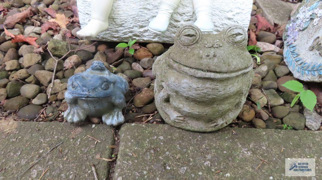 Cement frog decoration, children plastic outdoor decoration and etc