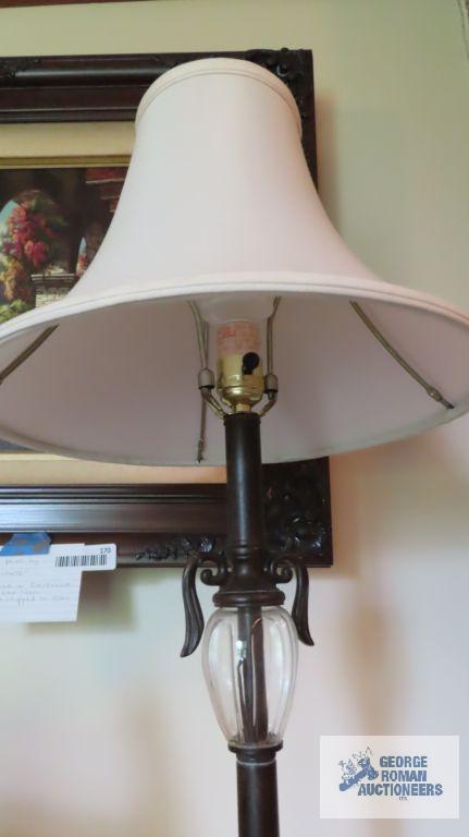 Decorative floor lamp