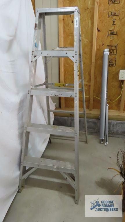 Werner 5 foot aluminum ladder