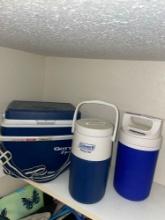 GOTT lunch cooler with 3- water coolers