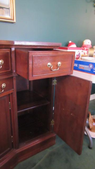 Mahogany Bowfront Server/Buffet