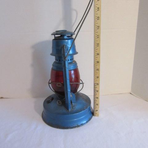 Vintage Dietz No. 100 Lantern