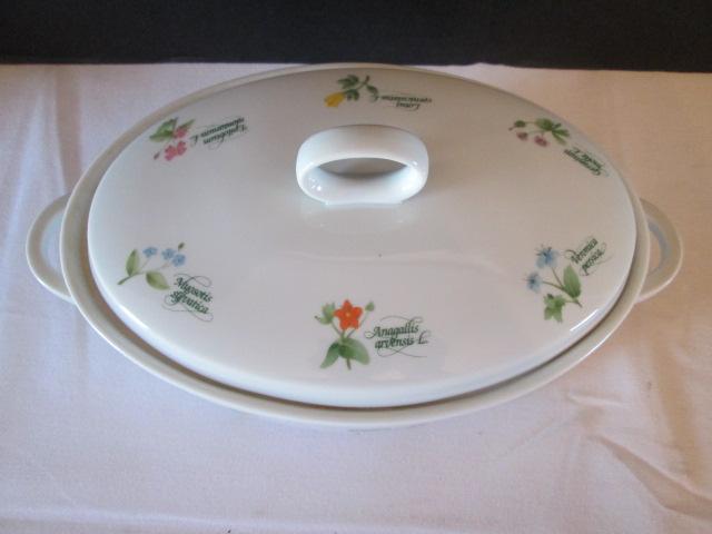 Four Pieces of Anchor Hocking Oven to Table "Floret" Ovenware