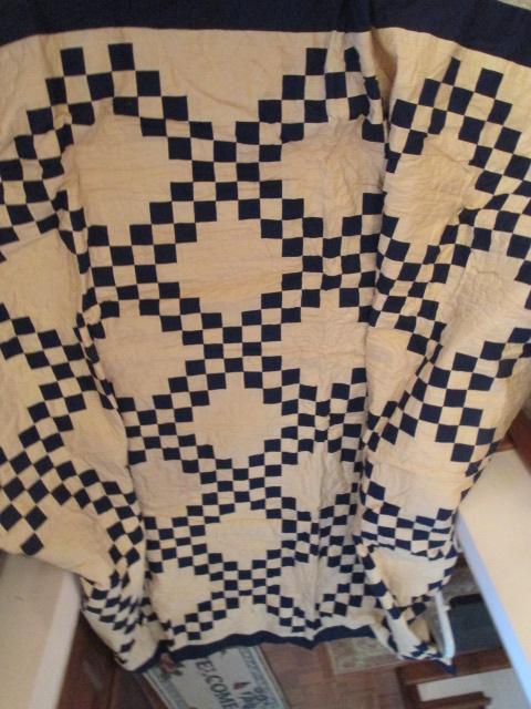 American Pacific Ent. Machine Made Blue/Beige Checker Board Quilt