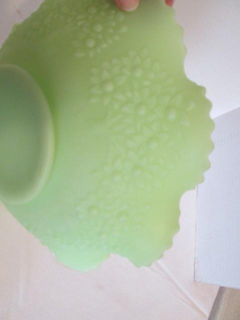 Vintage Fenton Uranium Custard Glass Cherry Chain Ruffle Bowl