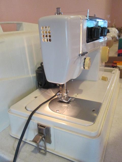 JCPenney Model 344C Portable Sewing Machine